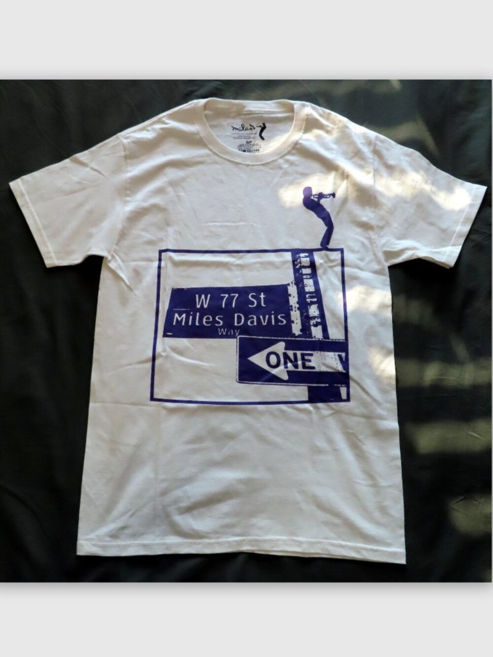 Miles Davis Graphic Tshirt Small